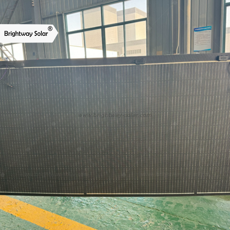 Brightway Solar 300W Painel solar flexível com tensão operacional de 25,2V adequada para garagem