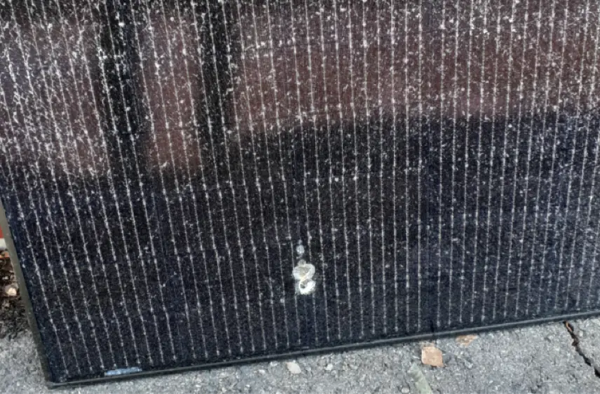 Garantia do painel solar danificado